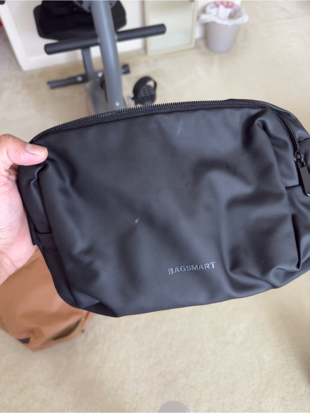 Black Men's Travel Pouch - BAGSMART TOILETRY BAG DUAL ZIP 50% OFF